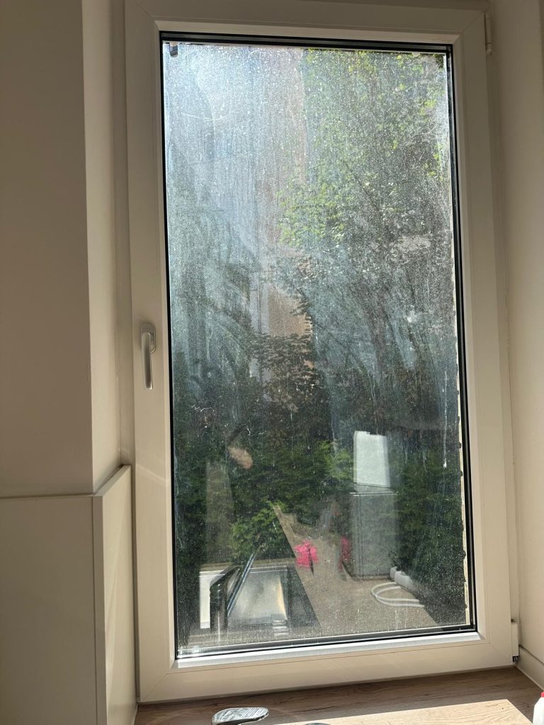 FassadenReinigung Glas- & Fensterreinigung